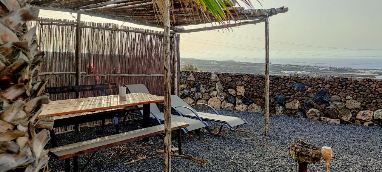 Апартаменти Gemuetliche Holzjurte La Asomada Lanzarote Тіас Екстер'єр фото