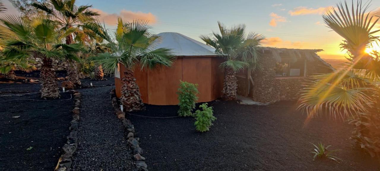 Апартаменти Gemuetliche Holzjurte La Asomada Lanzarote Тіас Екстер'єр фото